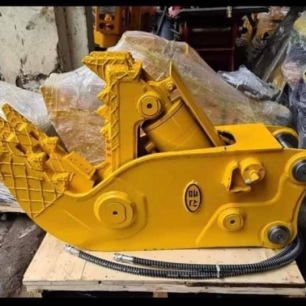 KÌM BÓP BÊ TÔNG PC120